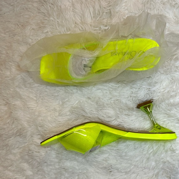 Sandals - Picture 2 of 4